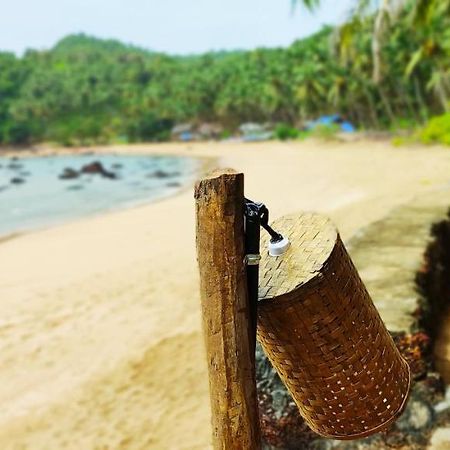 Sea Front Cottages Little Khola Cola Exterior foto